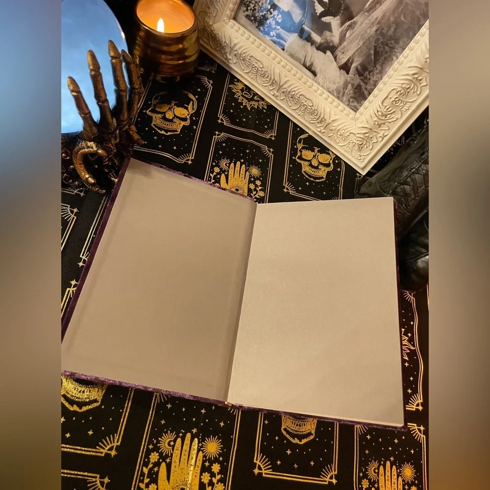NWOT ECCOLO Purple Velvet Covered MAGIC Journal